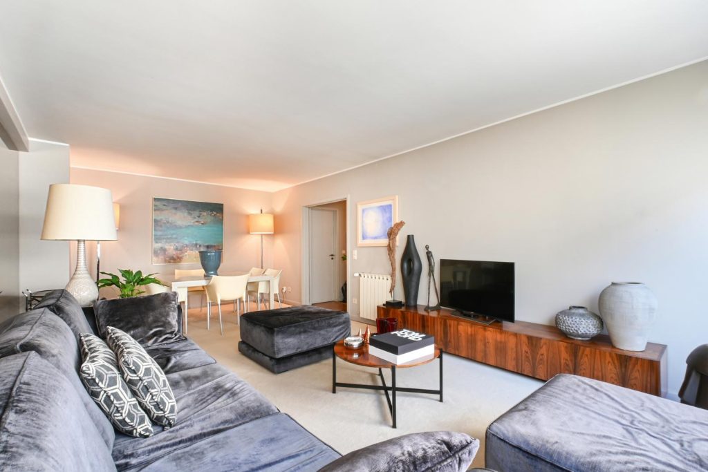 whatsapp-image-2025-12-04-at-221236